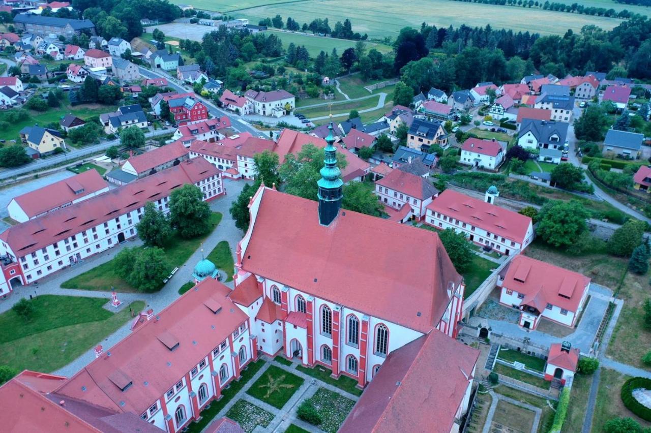 Ferienwohnung Klosterblick In Der Oberlausitz Panschwitz-Kuckau Exterior photo