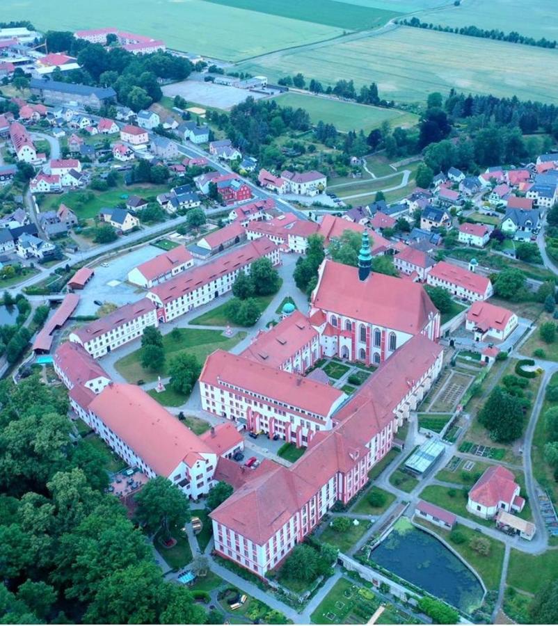 Ferienwohnung Klosterblick In Der Oberlausitz Panschwitz-Kuckau Exterior photo